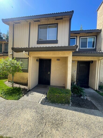 Primary Photo - 3058 Andre Ln