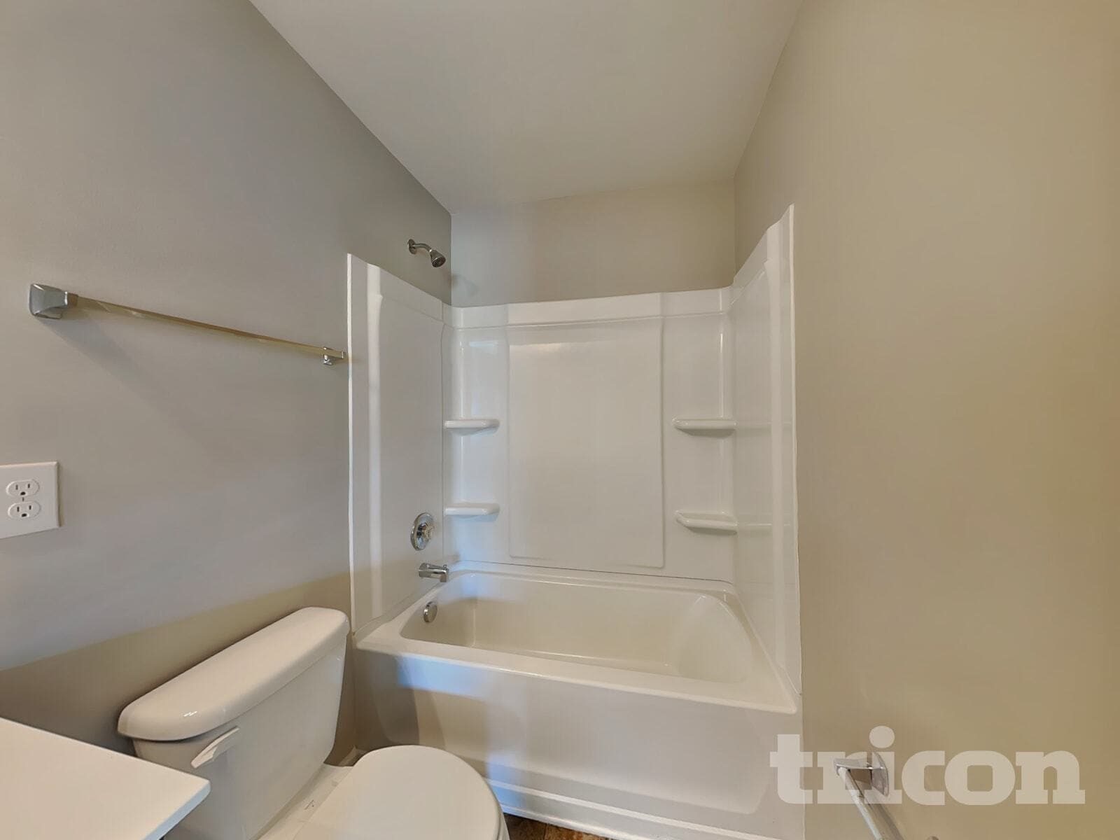 Building Photo - 452 Victory Ln