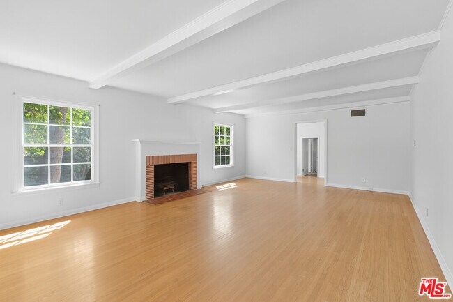 Building Photo - 4909 Morse Ave