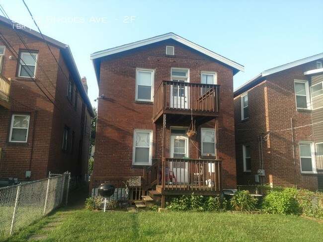 Building Photo - 5505 Rhodes Ave