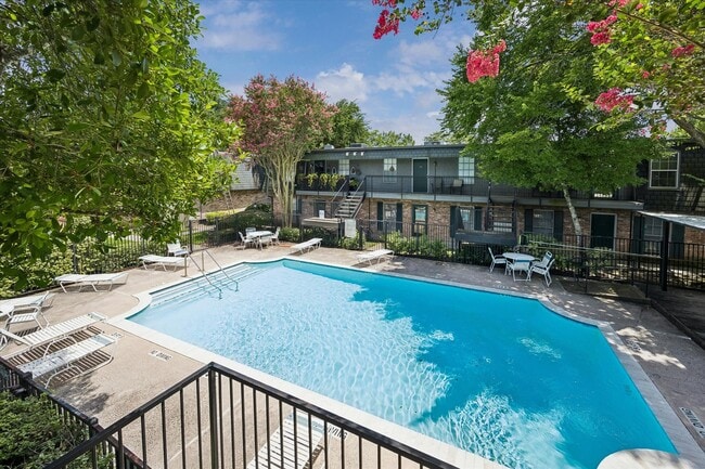 Building Photo - 8939 Gaylord Dr