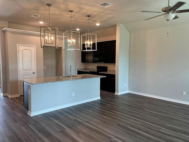 Building Photo - 7722 Merry Oaks Cv