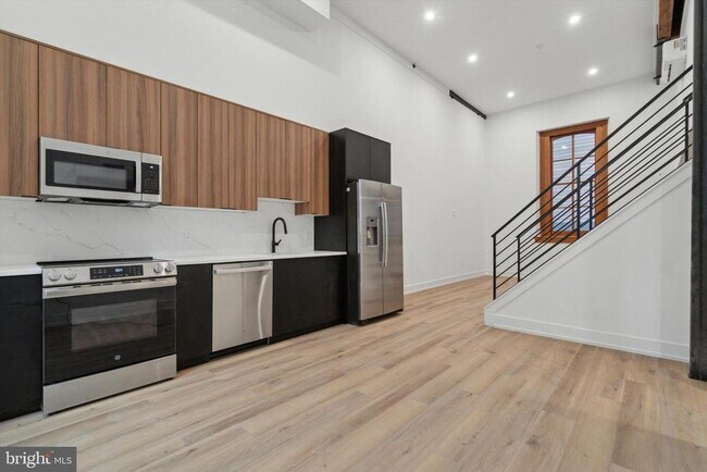 Primary Photo - 808 N 3rd St