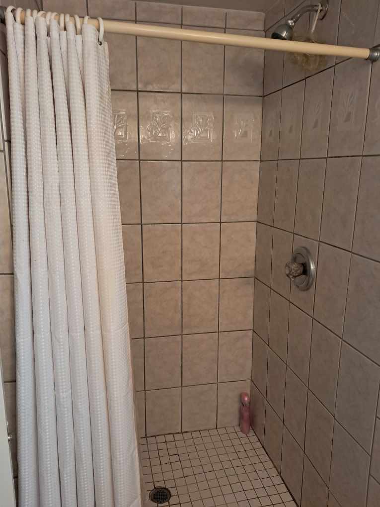 Building Photo - 8 Templar Ct