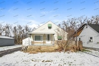 Building Photo - 2709 Fackler Ave