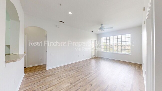Building Photo - 7990 Baymeadows Rd E