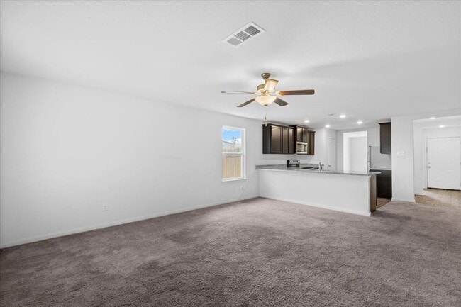 Building Photo - 625 Riverdale Dr