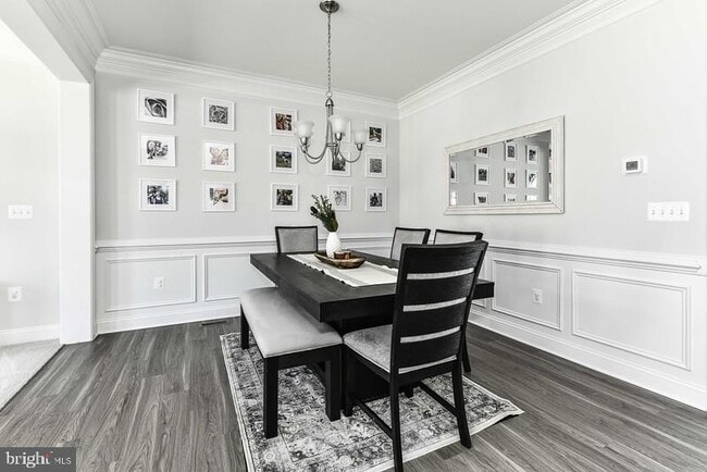 Building Photo - 15390 Ballerina Lp
