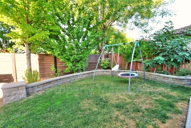 Building Photo - 5602 Jerry Litell Way