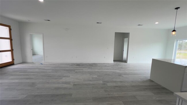 Building Photo - 2523 SW 159th Ln