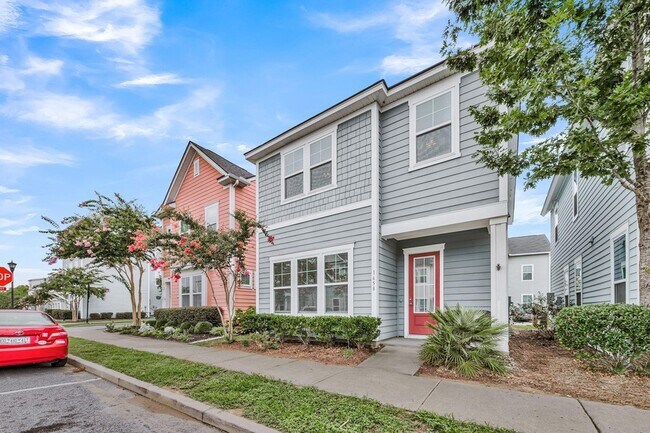 Building Photo - 1658 Indy Dr
