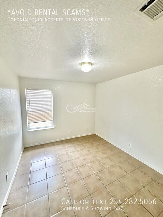Building Photo - 5800 Allstar Ct