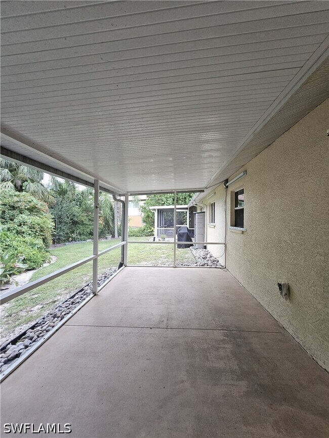 Building Photo - 9209 Seville Rd