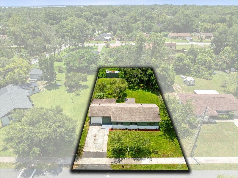 Building Photo - 15 Colomba Rd