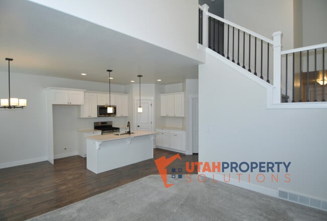 Building Photo - 1748 N 3720 W