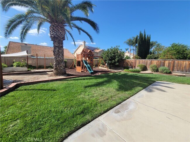 Building Photo - 24095 Fuschia Ct