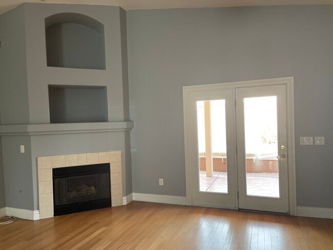 Building Photo - Stunning Single-Story Home with Spa in Gated Community!