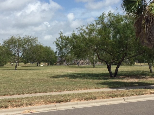 Building Photo - DON'T MISS THIS INCREDIBLE SOUTHSIDE LEASING OPPORTUNITY!