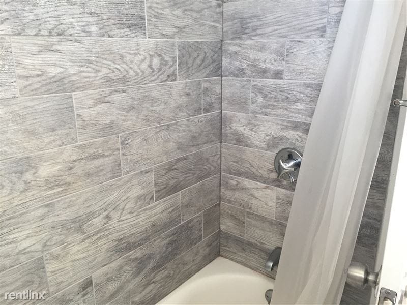 Building Photo - 43 Saint Paul St