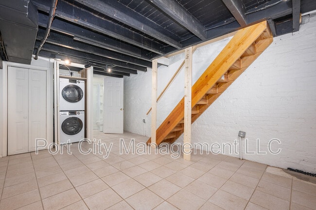 Building Photo - 412 Gittings St