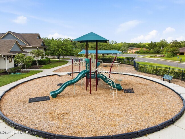 Building Photo - 136 Brookfall Dr