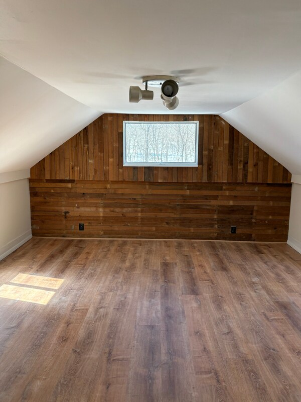 Building Photo - 838 Hallet Rd