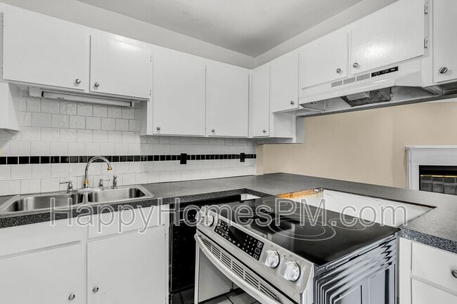 Building Photo - 2769 Jobee Dr