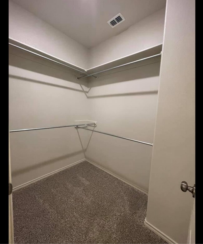 Building Photo - Charming duplex available in Cooper ISD!