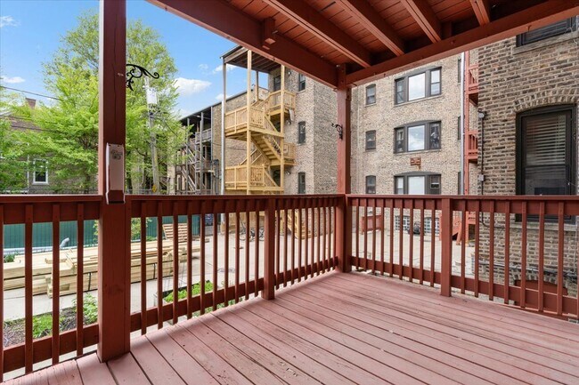 Building Photo - 3145 W Lyndale St