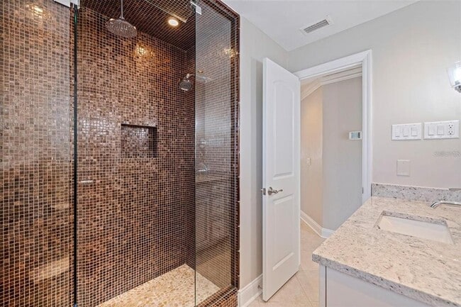 Building Photo - 11225 4th St E