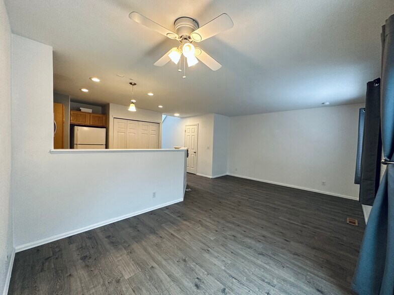 Building Photo - 2085 E 103rd Ave