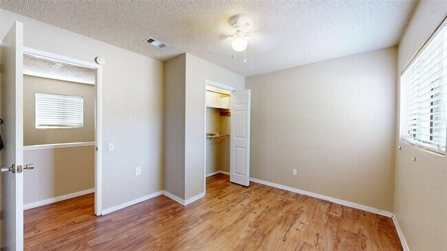 Building Photo - 1506 Lemon Tree Ln