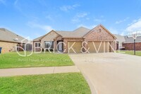 Building Photo - 4808 Millstone Dr