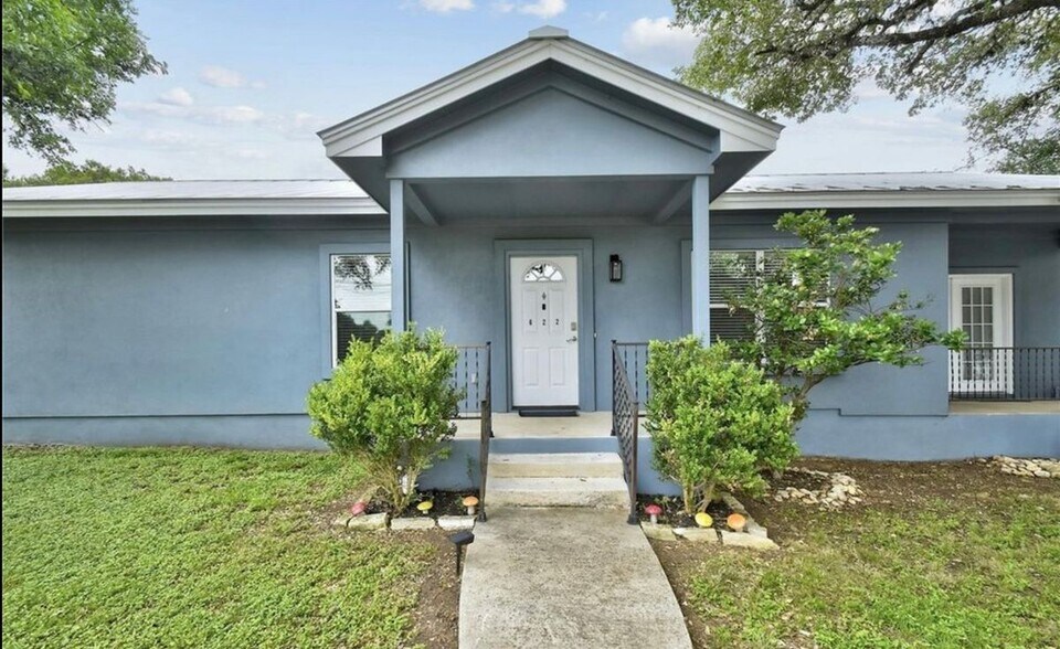 Building Photo - 622 Dartmouth Ave