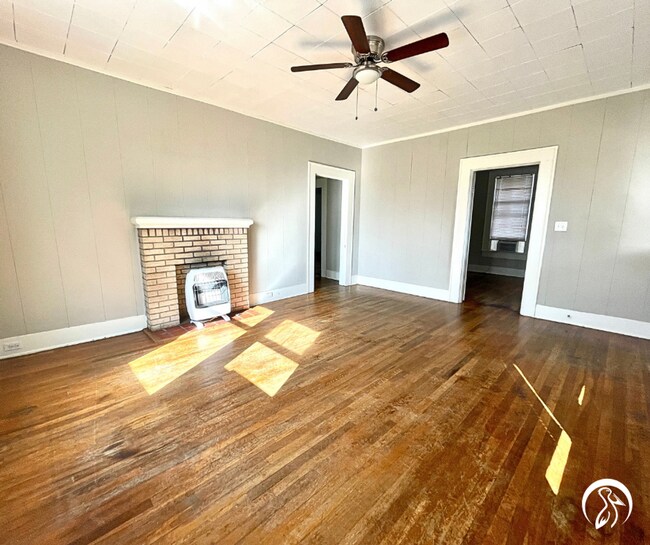 Building Photo - Pelican - Hilton St Duplex