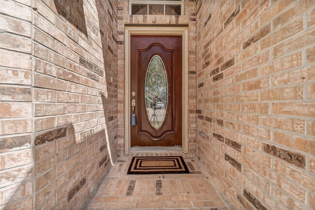 Building Photo - 22914 Cove Timbers Ct