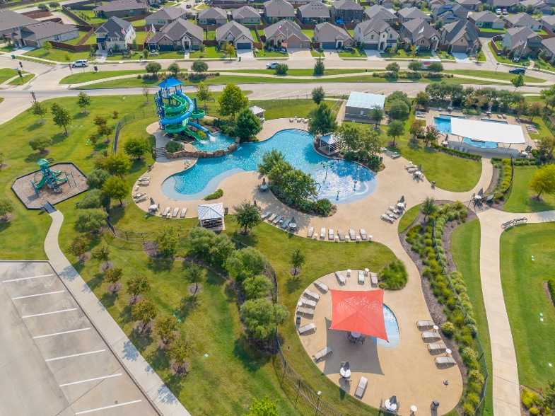 Building Photo - 3940 Rochelle Ln