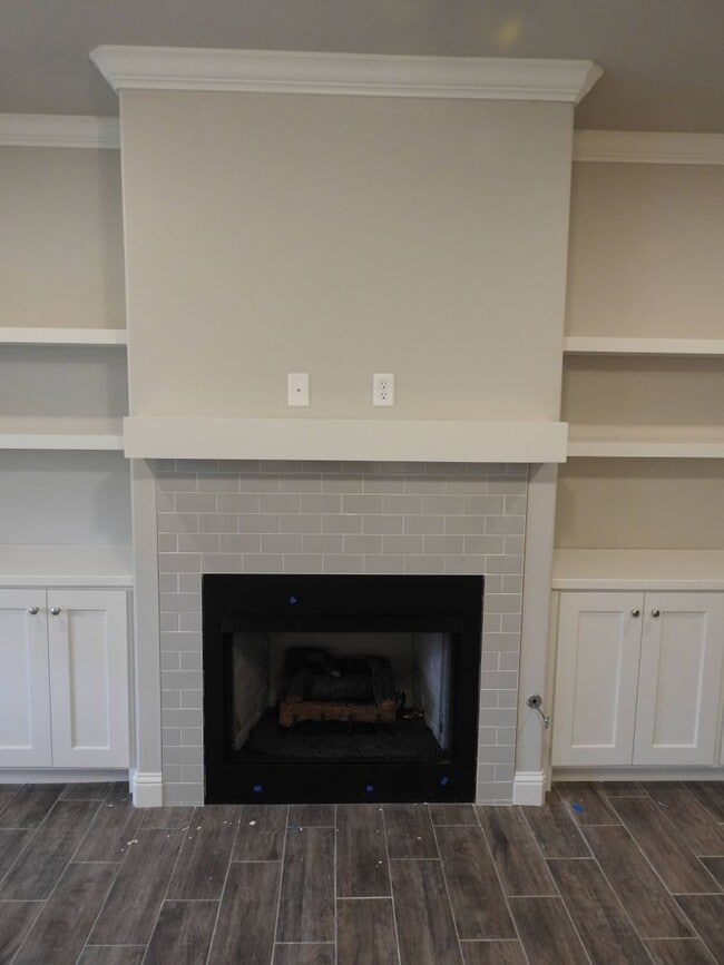 Building Photo - 2021 Construction! 4 Bedroom 2 Bathroom home. Now Leasing