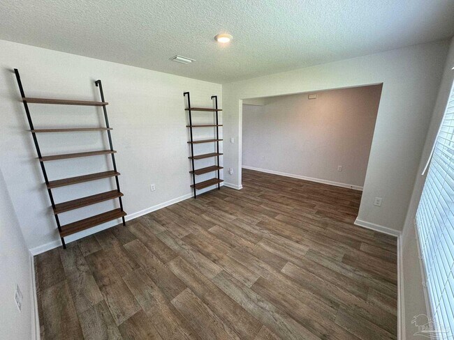 Building Photo - 7529 Steeplechase Blvd