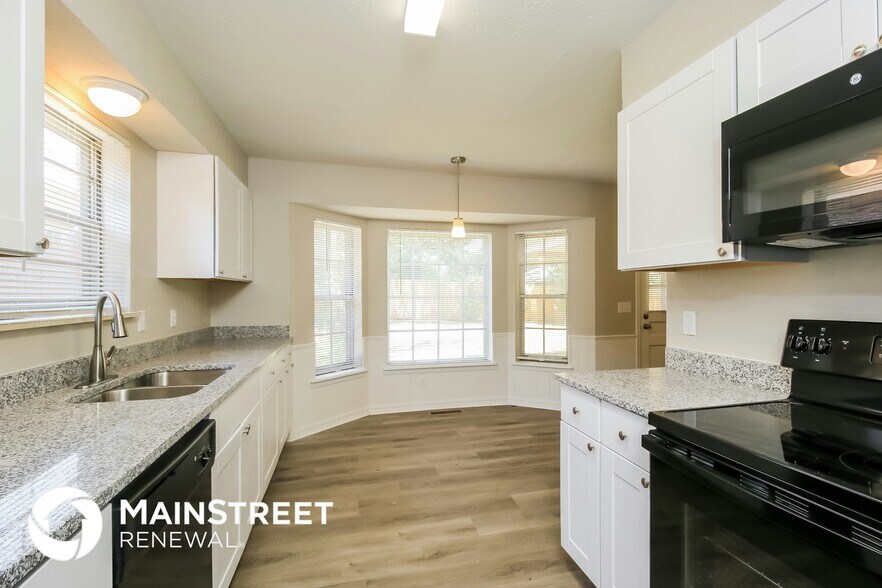 Building Photo - 4213 NW 31st Terrace