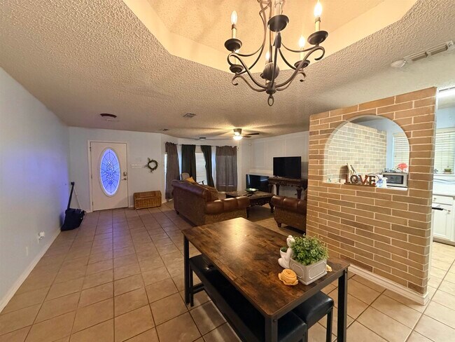 Building Photo - 307 Hancock Ct