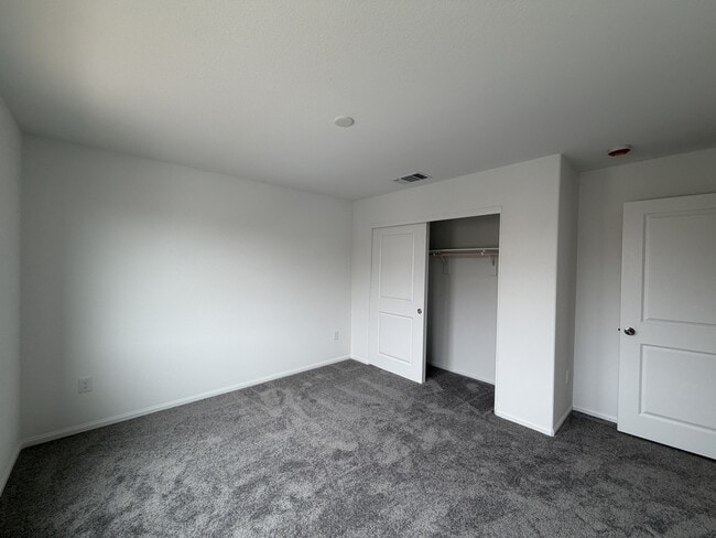 Building Photo - 7430 Pioneer Way