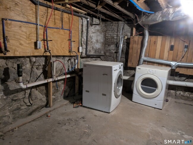 Building Photo - 71 E Pearl St