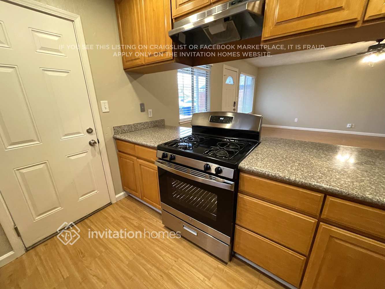 Building Photo - 4860 Teakwood Dr