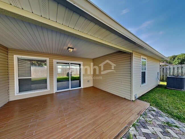 Building Photo - 1006 Bass Harbor Dr