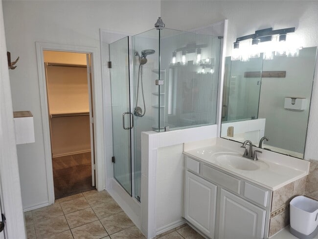 Building Photo - 28510 Rustic Pines Ct