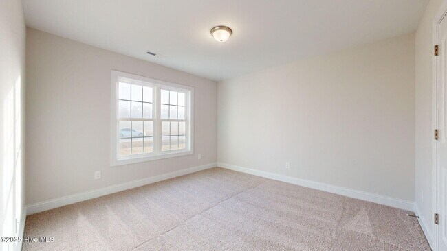 Building Photo - 51 N Ardsley Ln
