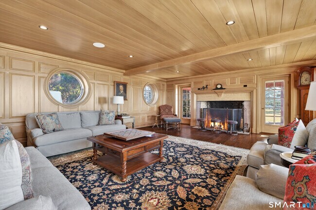 Building Photo - 39 Vineyard Pl