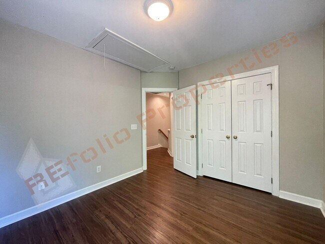 Building Photo - 413 Perry Creek Dr