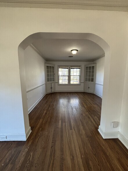 Building Photo - 3659 Highland Park Pl